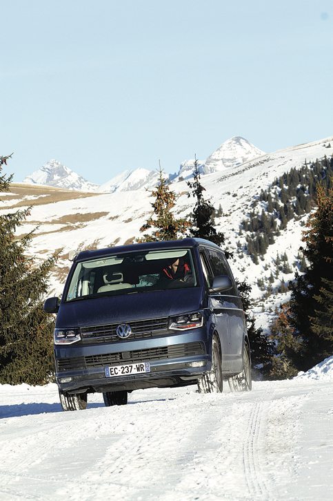 Fourgon aménagé Volkswagen Transporter T6 California 4Motion