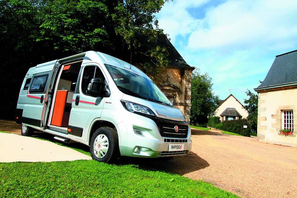 Essai Rapido V68 Van Magazine